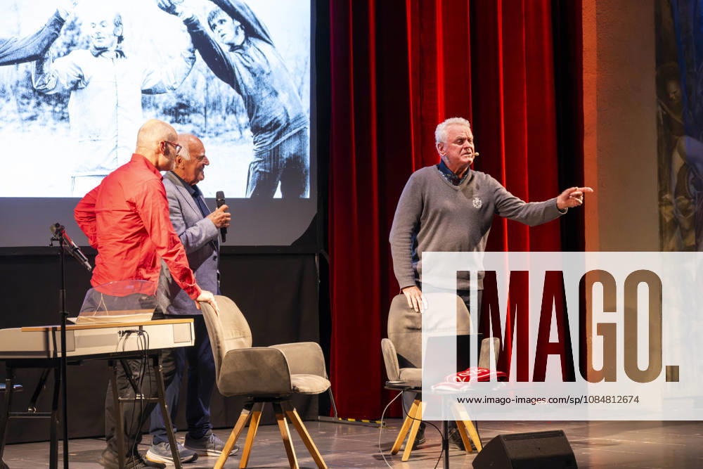 Mindelheim, Unterallgäu—Sepp Maier, the former goalkeeper for FC Bayern Munich, is going on tour with his autobiography, Sepp Maier Live, performing on stages across Bavaria. Sepp Maier is joined on stage by Franz Bulle Roth, a former Bayern player, and hosted by Tobias Bücklein.