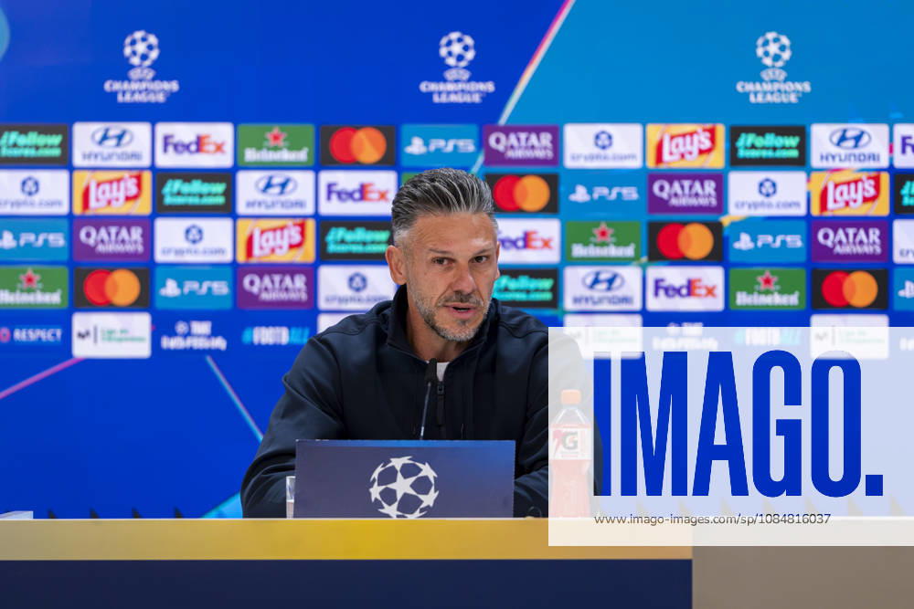 RB Leipzig Training Session And press conference, PK, Pressekonferenz - UEFA Champions League 2026 27 League Phase MD3 MADRID, SPAIN - OCTOBER 20: Martin Demichelis, head coach of RB Leipzig, speaks during the press conference on day ahead of the UEFA Champions League 2026 27 League Phase MD3 at Estadio Bernabeu on October 20, 2026 in Madrid, Spain. Madrid Estadio Bernabeu Madrid Spain