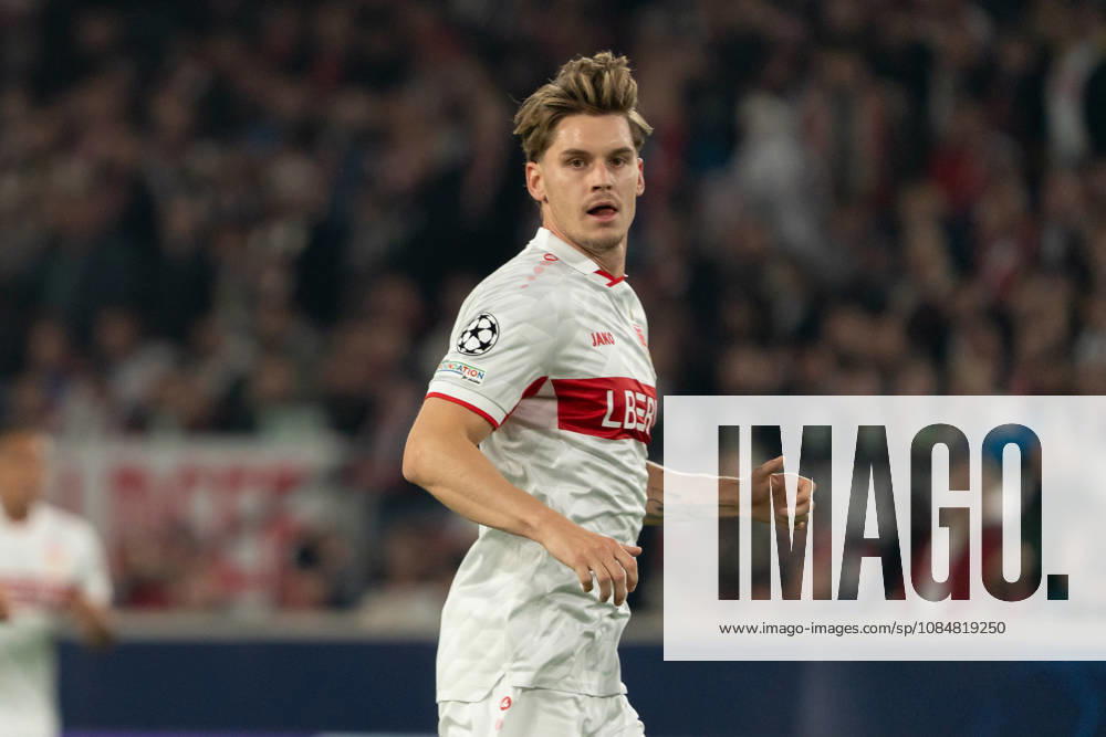 Ramon Hendriks, VfB Stuttgart, 03, GER, VfB Stuttgart vs. Atlético Madrid, Soccer, UEFA Champions League, Matchday 3, 2026–2027 Season, October 20, 2026, GER, VfB Stuttgart vs. Atlético Madrid, Soccer, UEFA Champions League, Matchday 3, 2026–2027 season, October 20, 2026, Stuttgart