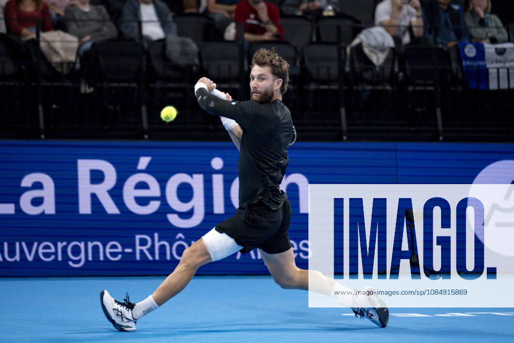 TENNIS : ATP, Tennis Herren 250 - Grand Prix Tennis AURA - Decines (France) 23 10 2026 Corentin MOUTET (FRA) vs Tommy PAUL (USA) during the tournament of the Auvergne Rhône-Alpes Grand Prix at the LDLC Arena in Décines on October 23, 2026. Photo Sandrine Thesillat PsNewZ