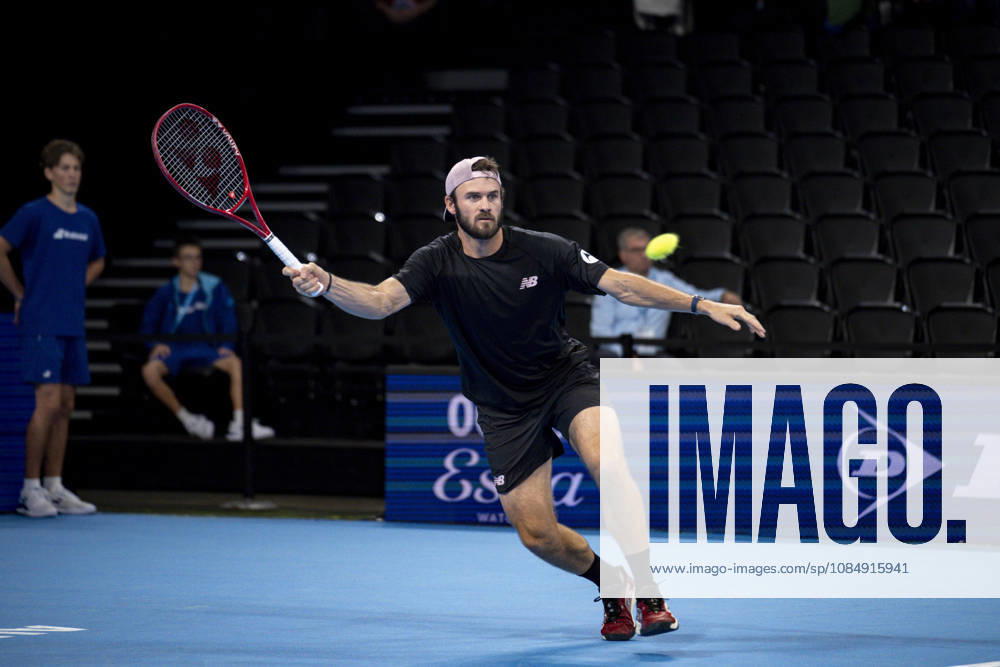 TENNIS : ATP, Tennis Herren 250 - Grand Prix Tennis AURA - Decines (France) 23 10 2026 Corentin MOUTET (FRA) vs Tommy PAUL (USA) during the tournament of the Auvergne Rhône-Alpes Grand Prix at the LDLC Arena in Décines on October 23, 2026. Photo Sandrine Thesillat PsNewZ