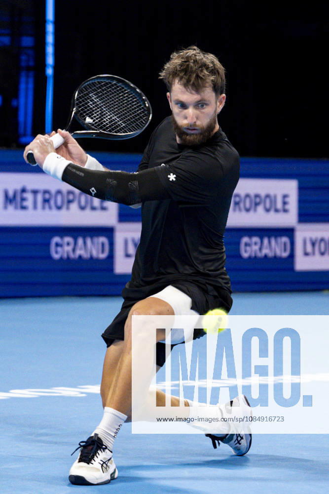 TENNIS : ATP, Tennis Herren 250 - Grand Prix Tennis AURA - Decines (France) 23 10 2026 Corentin MOUTET (FRA) vs Tommy PAUL (USA) during the tournament of the Auvergne Rhône-Alpes Grand Prix at the LDLC Arena in Décines on October 23, 2026. Photo Sandrine Thesillat PsNewZ