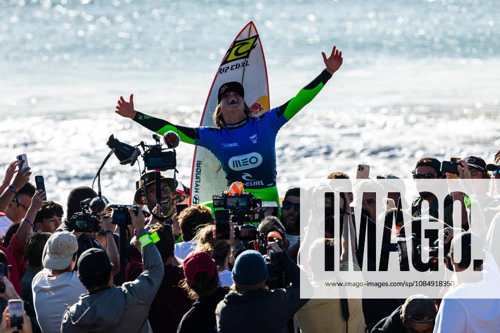 Molly Picklum during the final of Meo Rip Curl Pro Portugal at Praia dos Supertubos on October 23, 2026 in Peniche, Portugal. Peniche Portugal - ZUMAs391 20261023_znp_s391_005