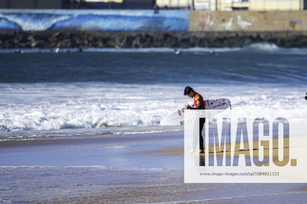 Gabriel Medina in action during the Final of the World Surf League - MEO Rip Curl Pro Portugal at Supertubos Beach on October 23, 2026, in Peniche, Portugal. Surf 2026: WSL - MEO RIP CURL PRO - ZUMAr200 20261023_zsp_r200_001