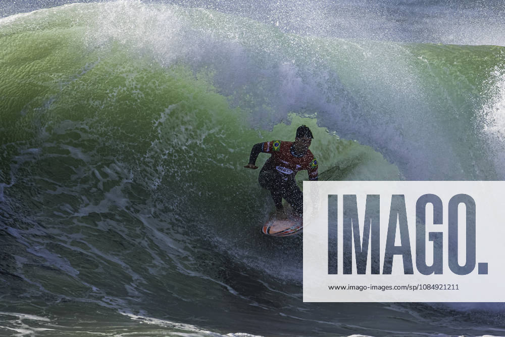 Gabriel Medina in action during the Final of the World Surf League - MEO Rip Curl Pro Portugal at Supertubos Beach on October 23, 2026, in Peniche, Portugal. Surf 2026: WSL - MEO RIP CURL PRO - ZUMAr200 20261023_zsp_r200_012