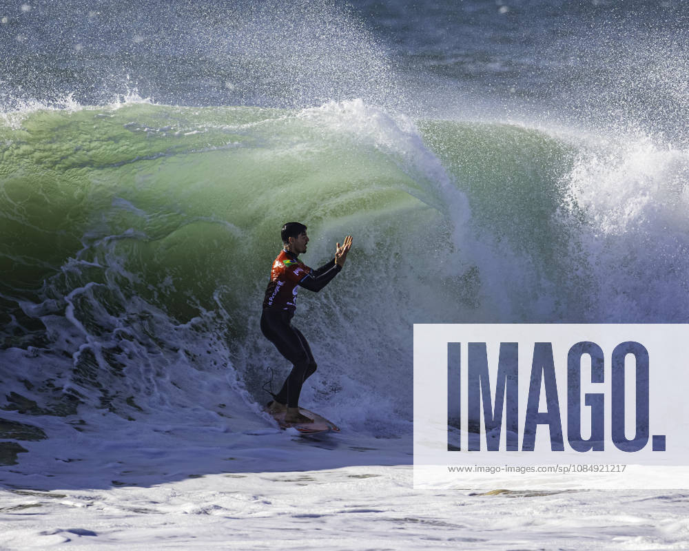 Gabriel Medina in action during the Final of the World Surf League - MEO Rip Curl Pro Portugal at Supertubos Beach on October 23, 2026, in Peniche, Portugal. Surf 2026: WSL - MEO RIP CURL PRO - ZUMAr200 20261023_zsp_r200_014