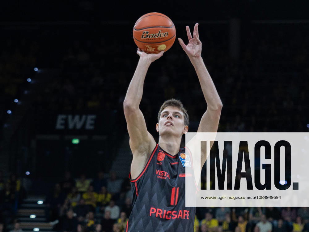 EWE Baskets Oldenburg Takes on Bamberg Baskets, Richard Balint EWE Baskets Oldenburg vs. Bamberg Baskets, Basketball, BBL, October 23, 2026, Oldenburg