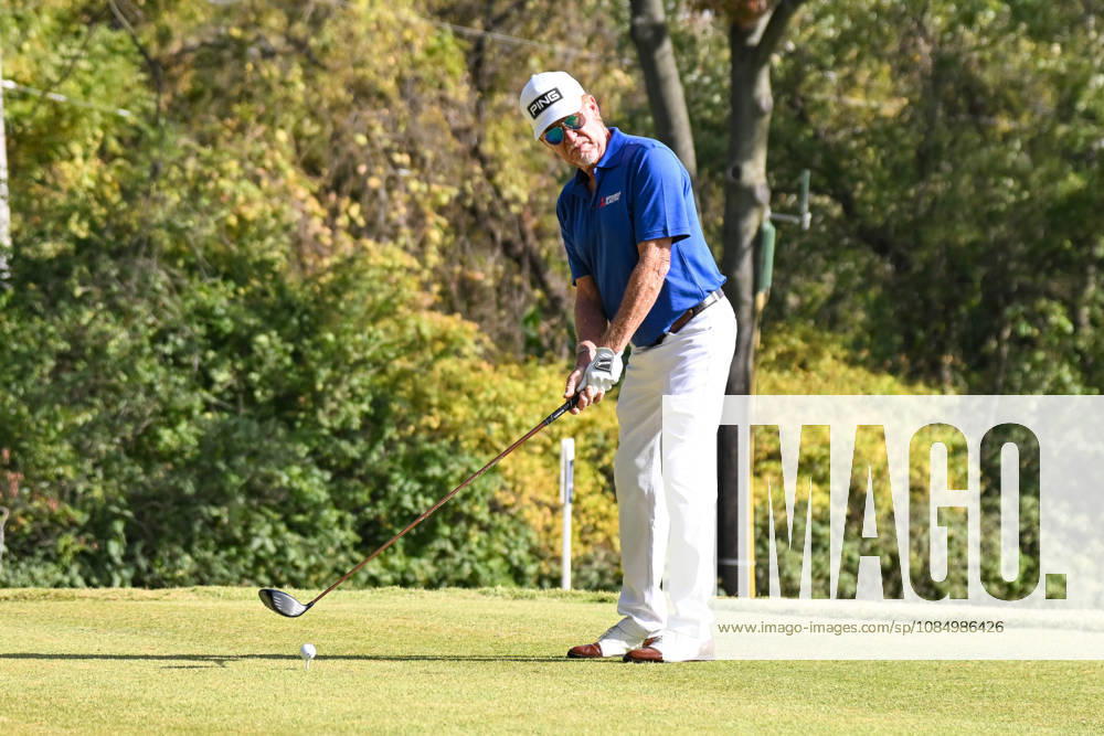 ST. LOUIS , MO - OCTOBER 24: Stephen Ames of Canada gets ready to tee off on the fifth hole during the second round of the PGA, Golf Herren TOUR Champions Stifel Charity Classic on Saturday October 24th, 2026 at Norwood Hills Country Club in St. Louis, MO (Photo by Rick Ulreich Icon Sportswire) GOLF: OCT 24 PGA TOUR Champions Stifel Charity Classic Icon3923207