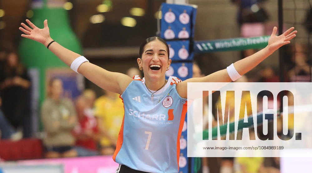 Stuttgart, DEKRA Bundesliga Volleyball: Allianz MTV Stuttgart vs. VfB Suhl LOTTO Thüringen, Fabiana Mottis Stgt