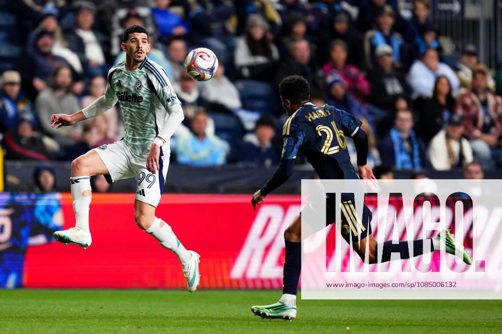 New England Revolution Foward Dor Turgeman (99) controls the ball during the first half of an MLS, Fussball Herren, USA match against the Philadelphia Union at Subaru Park in Chester, Pennsylvania. CSM Chester United States of America - ZUMAc04_ 20261024_zma_c04_239