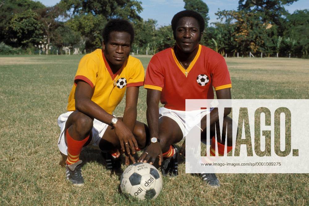 Emmanuel Sanon (li.) und Jean-Claude Desir (beide Haiti) Fußball WM Herren Weltmeisterschaft 1974, Nationalmannschaft, Nationalteam, Nationaltrikot, Gruppe