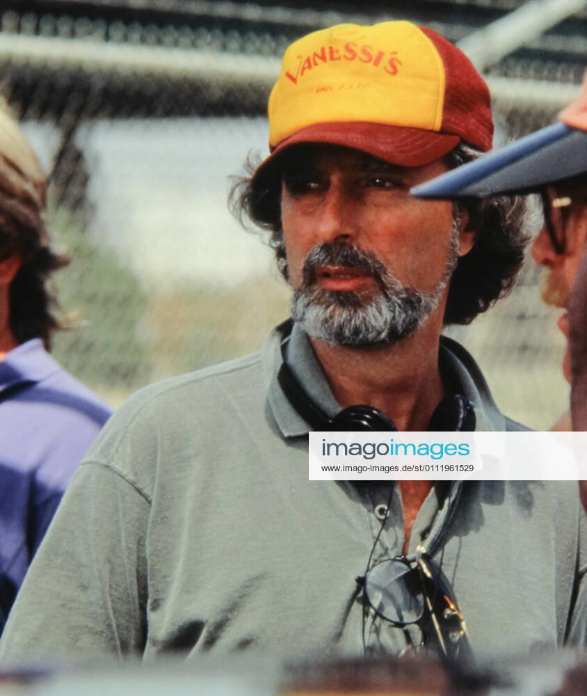 Director Philip Kaufman, Rising Sun (1993) 20th Century Fox File Reference 34082-460THA Hollywood CA USA