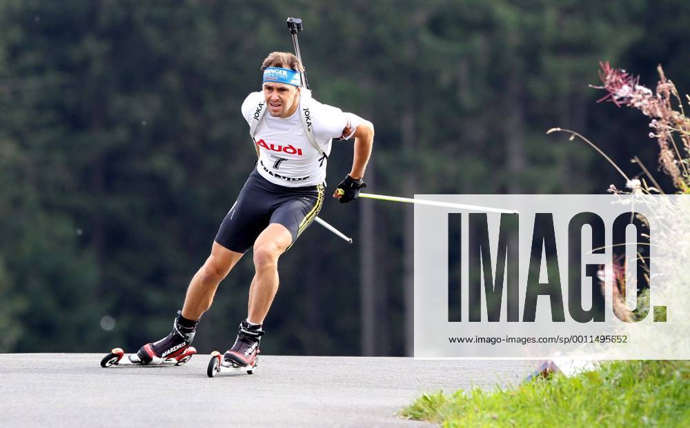Deutsche Meisterschaft Biathlon Oberhof Oberhof , 210912 , DKB-Ski-Arena Oberhof, Deutsche Meisterschaft im Biathlon, Einzel Herren im Bild: Michael Greis