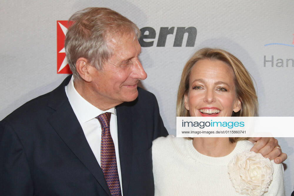 Ulrich Wickert, Julia Jaekel, Henri Nannen Prize 2017, Curio Haus, Hamburg, 27 04 2017,
