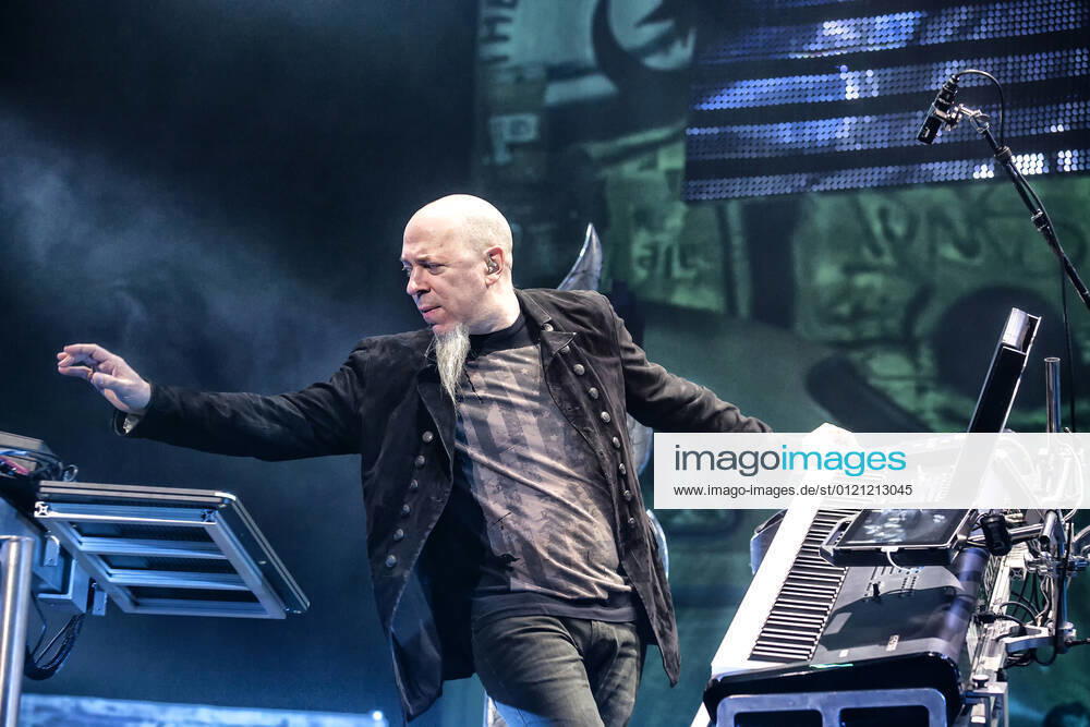 Dream Theater The American progressive metal band Dream Theater performs a live concert at Oslo Spektrum. Here musician Jordan Rudess on keyboards is seen live on stage. Norway, 21 02 2014. Oslo Norway