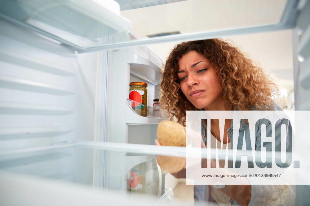 Empty,unhappy,refrigerator,empties,unhappies,fridge,refrigerators mmq-zca ,model released, Symbolfoto