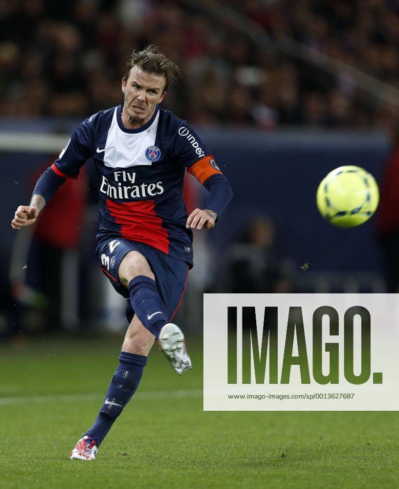(130519) -- PARIS, May 18, 2013 (Xinhua) -- Paris Saint-Germain s English midfielder David Beckham kicks the ball during the French League 1 football match between Paris St Germain and Brest at Parc des Princes stadium in Paris on May 18, 2013.(Xinhua Wang Lili) (SP)FRANCE-PARIS-SOCCER-DAVID BECKHAM