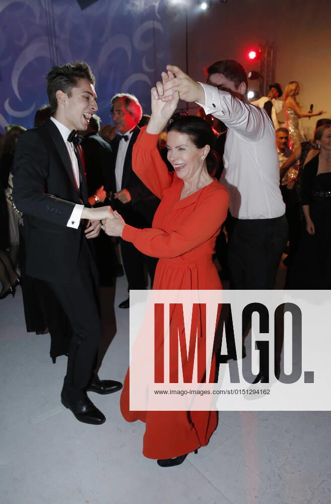 Gudrun Landgrebe with David and Ben Brauner at Dancing Gala 70 Years CCC on 23 September 2016 in the CCC Film Studios in Berlin Spandau