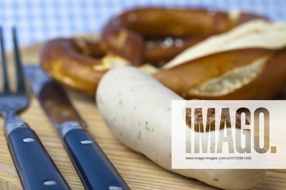 Veal sausage with pretzel and sweet mustard, model released, , property released, , 34570640.jpg, veal sausage, pretzel, mustard, bavaria, bavarian, beer garden, typical, food, germany, traditions, sausage, white sausage