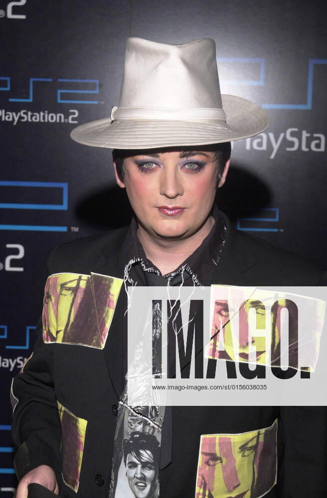 BOY GEORGE at the Playstation 2 E3 party, American Legion Hall, Hollywood, 05-15-01 , 10563570.jpg, male, hat, jacket, brunette, popular, people, talent, famous, celebrity, fame,