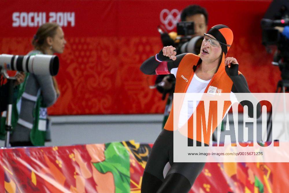 OLYMPIA - Olympische Spiele 2014 SOTSCHI,RUSSLAND,08.FEB.14 - DIVERS, OLYMPIA, EISSCHNELLLAUF - Olympische Winterspiele Sotschi 2014, 5000m der Herren. Bild zeigt den Jubel von Sven Kramer (NED).