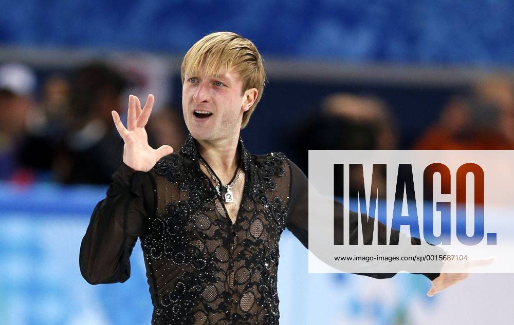 (140209) -- SOCHI, Feb. 9, 2014 (Xinhua) -- Evgeny Plyushchenko of Russia performs during the free program men of figure skating team event at the Sochi 2014 Winter Olympic Games in Sochi, Russia, Feb. 9, 2014. (Xinhua Wang Lili) (SP)OLY-RUSSIA-SOCHI-FIGURE SKATING-TEAM FREE PROGRAM MEN