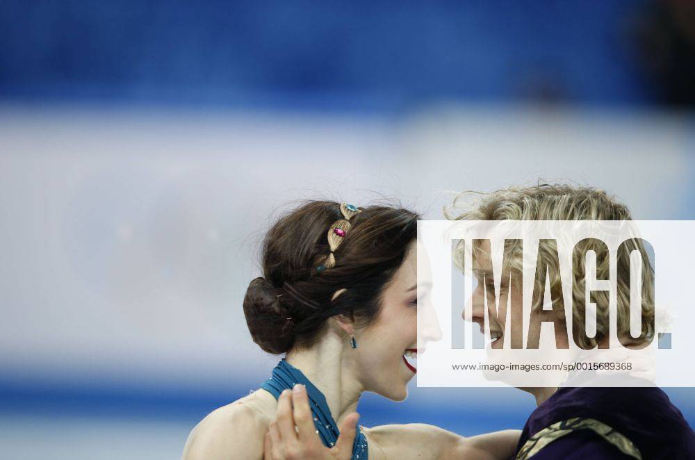(140209) -- SOCHI, Feb. 9, 2014 (Xinhua) -- Meryl Davis (L) and Charlie White of the United States perform during the team ice dance free dance competition of figure skating event in the Sochi 2014 Winter Olympic Games in Sochi, Russia, Feb. 9, 2014. The United States ranked the third of the event. (Xinhua Wang Lili) (SP)OLY-RUSSIA-SOCHI-FIGURE SKATING-TEAM