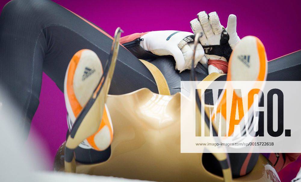 , Krasnaja Poljana , Sanki Sliding Center , Rodeln , Doppelsitzer im Rodeln , Herren , Training im Bild: Oskars Gudramovics (Lettland)