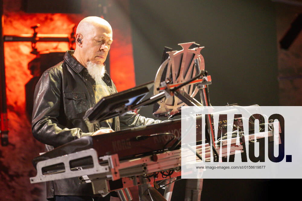 Jordan Rudess Ã¢ x80 x93 guitar, keytar, continuum during Dream Theater Top of the World Tour, Music Concert in Padova, Italy, May 08 2022