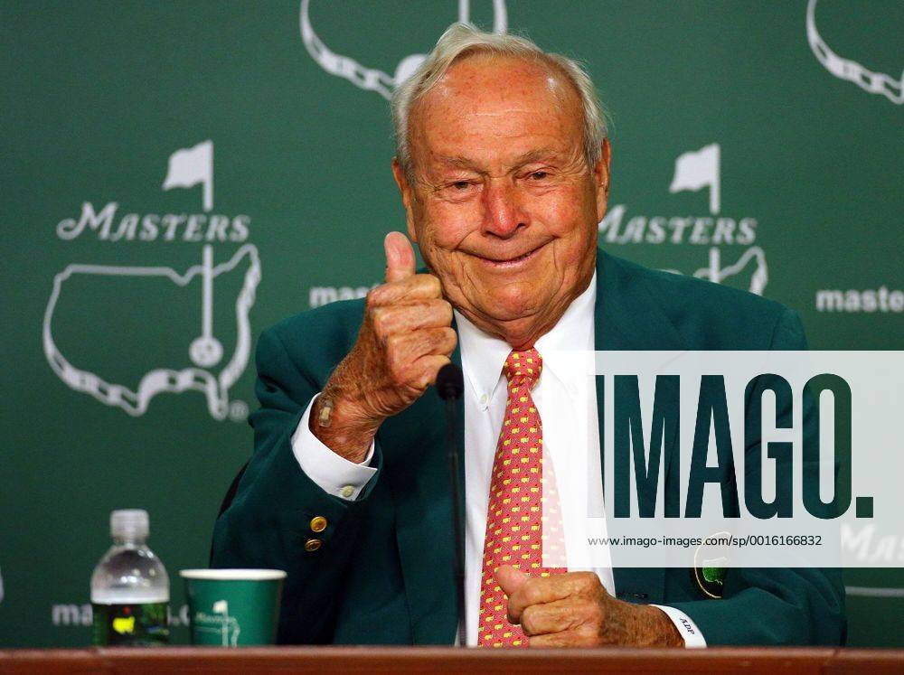 - SPORT April 8, 2014 - Augusta, GA, USA - Golf legend Arnold Palmer reminisces about his experiences in the Masters Tournament during a press conference on the 50th anniversary of claiming his fourth and final green jacket at Augusta National Golf Club on Tuesday, April 8, 2014, in Augusta, Ga. PGA - ZUMAm67