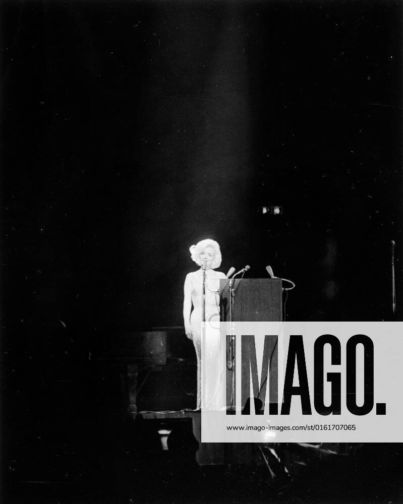 IMAGO ICONS: Marilyn Monroe Trip to New York City: Madison Square Garden, Birthday Salute to President Kennedy, 8:50PM. Actor and singer, Marilyn Monroe, performs at a Democratic Party fund-raising dinner and birthday salute to President John F. Kennedy at Madison Square Garden in New York City, New York.