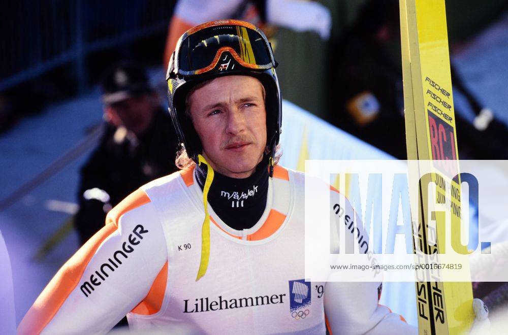 SKISPRINGEN, OLYMPISCHE WINTERSPIELE 1994 IN LILLEHAMMER Jens Weissflog FOTO (C): WEREK Pressebildagentur DERxAUFNNAHMExGESCHAETZTx MODELxRELEASExx