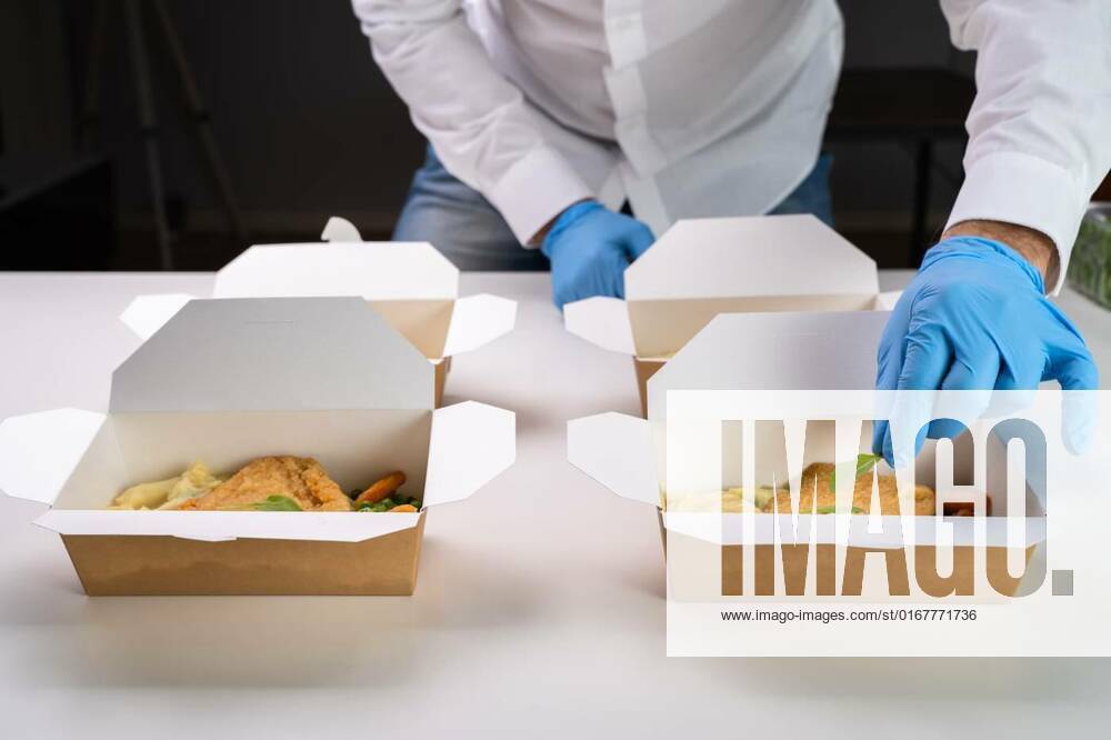 IMAGO Creative, Food, Trend, Meal Prep Cooking Restaurant Meal For Delivery, Cooking Restaurant Meal For Delivery. Fresh Food Cuisine, Cooking Restaurant Meal For Delivery. Fresh Food Cuisine model released, Symbolfoto , 08.01.2022,