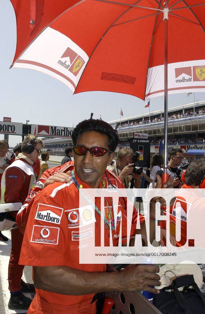 SINGH B. Physiotherapeut von Michael Schumacher Scuderia Ferrari Marlboro F1 Team . Grand Prix von Spanien in Barcelona 2003. Motorsport Formel 1 Portrait. Copyright