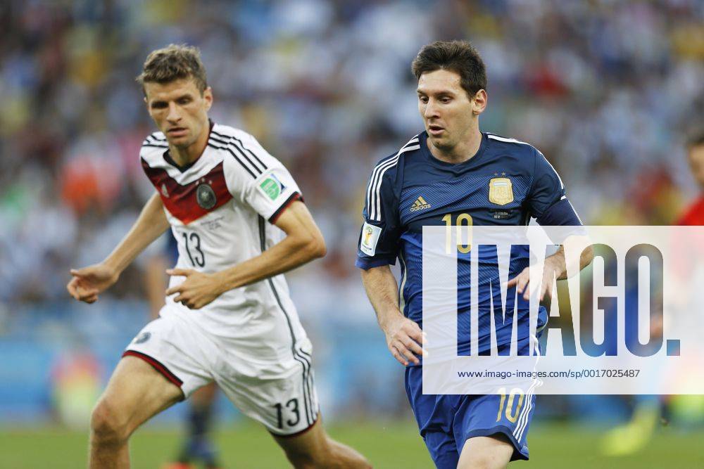 (L-R) Thomas Mueller (GER), Lionel Messi (ARG), JULY 13, 2014 - Football Soccer : FIFA World Cup Brazil 2014 Final match between Germany and Argentina at the Maracana stadium in Rio de Janeiro, Brazil. Noxthirdxpartyxsales (heha013646)