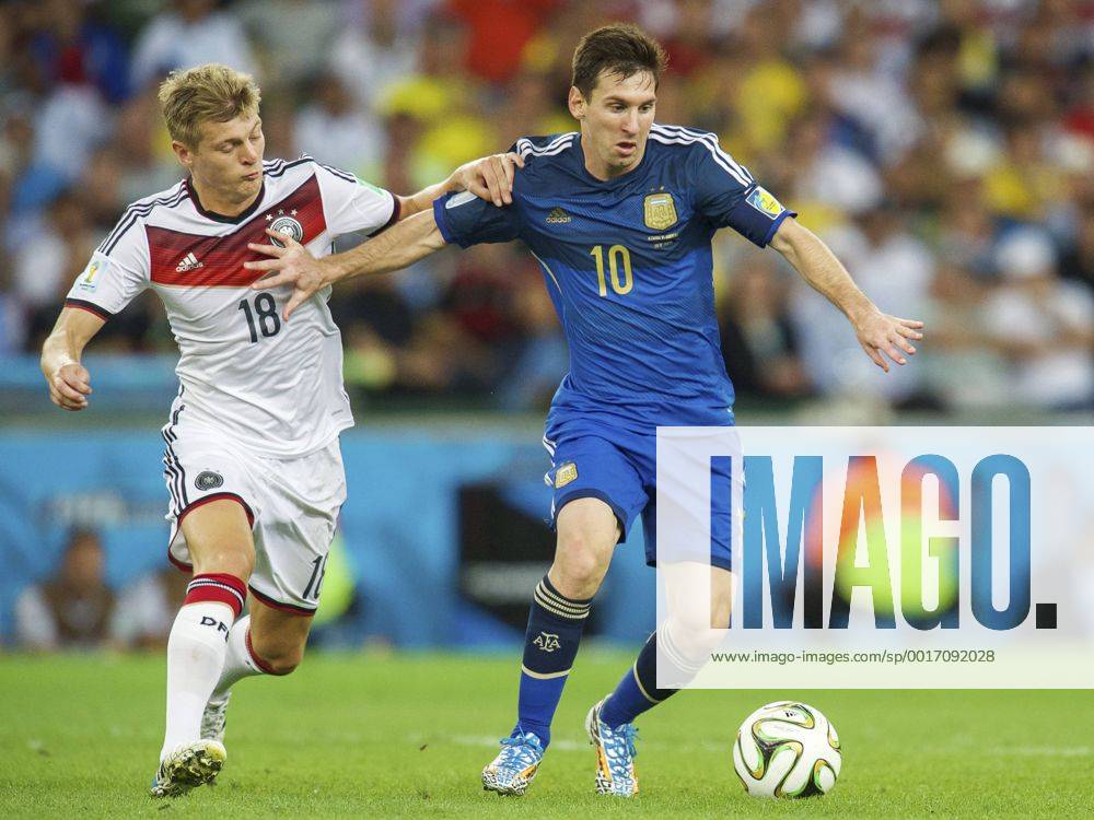 (L-R) Toni Kroos of Germany, Lionel Messi of Argentina during the final of the FIFA World Cup 2014 on July 13, 2014 at the Maracana stadium in Rio de Janeiro, Brazil. Germany v Argentina FIFA World Cup final 2013 2014 IVx 2479299