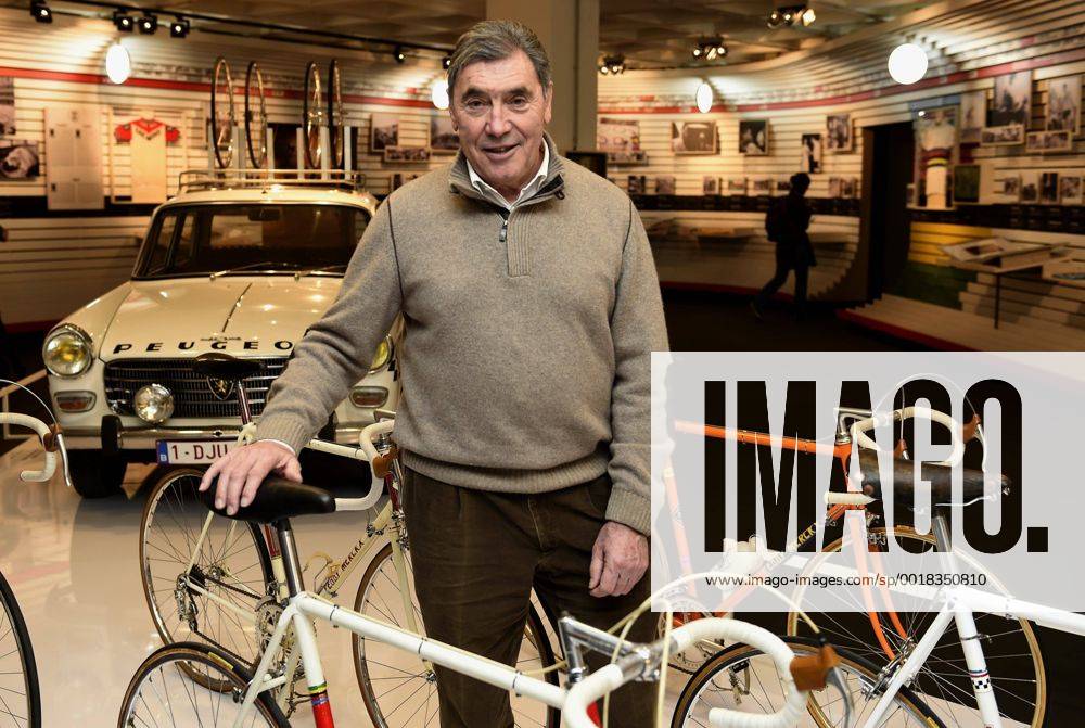 Eddy Merckx NEWS : 70 eme anniversaire Exposition Eddy Merckx - 03 12 2014 PhotoNews Panoramic