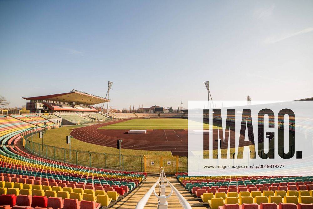 Berlin, Deutschland, 19.03.2015: Berlin - Friedrich-Ludwig-Jahn-Sportpark.