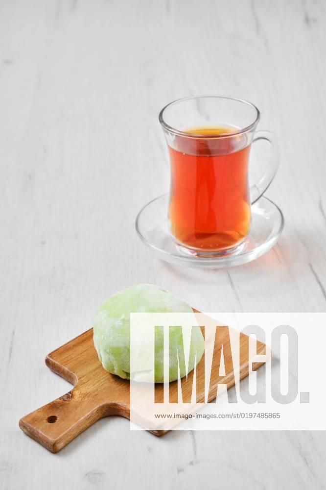 Sweet dessert mochi with kiwi, Sweet dessert mochi with kiwi with fruit tea, Sweet dessert mochi with kiwi with fruit tea, 20.09.2022,