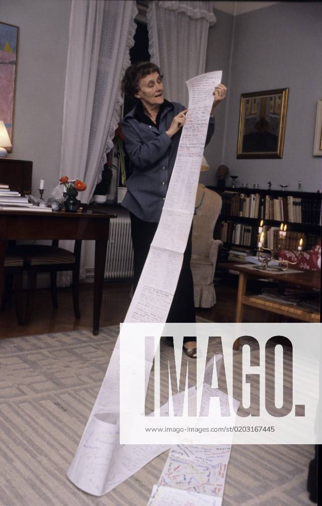 STOCKHOLM 1978 Author Astrid Lindgren reads a long letter from an Austrian school class STOCKHOLM SWEDEN