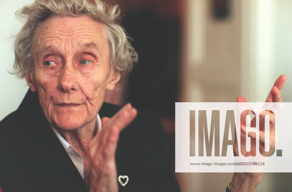 Astrid Lindgren, Swedish writer of childrens books, in her home in Stockholm, Sweden STOCKHOLM SVERIGE
