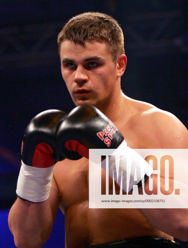 Denis Boytsov (Rußland) Boxen Herren Boxsport 2006, Superfedergewicht, Super Federgewicht, Boxsport, Profiboxen, Einzelbild München
