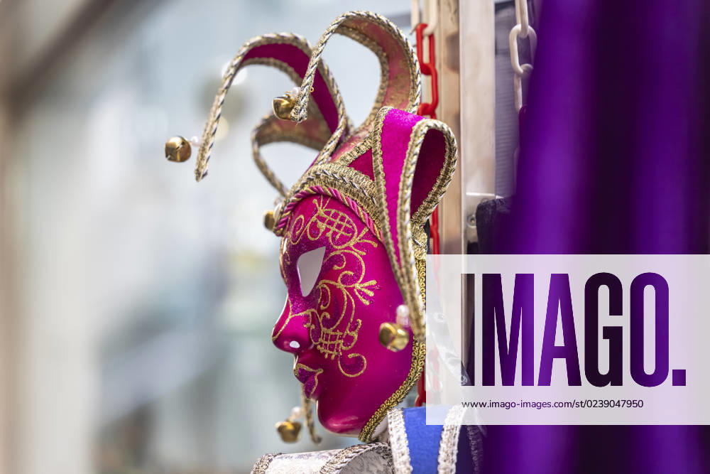 Venetian mask, souvenir from Venice Carnival, Italy, Europe