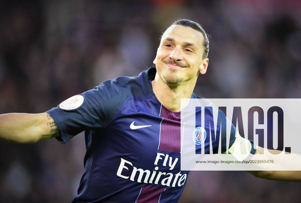 Zlatan Ibrahimovic ( PSG ) FOOTBALL : Paris St. Germain PSG - FC Nantes - Ligue 1 - Paris - 14 05 2016 FedericoPestellinix