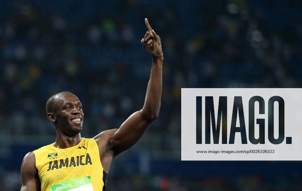 (160818) -- RIO DE JANEIRO, Aug. 18, 2016 -- Jamaica s Usain Bolt celebrates after the men s 200m final of Athletics at the 2016 Rio Olympic Games Olympische Spiele Olympia OS in Rio de Janeiro, Brazil, on Aug. 18, 2016. Usain Bolt won the gold medal. )(xr) (SP)BRAZIL-RIO DE JANEIRO-OLYMPICS-ATHLETICS LixMing
