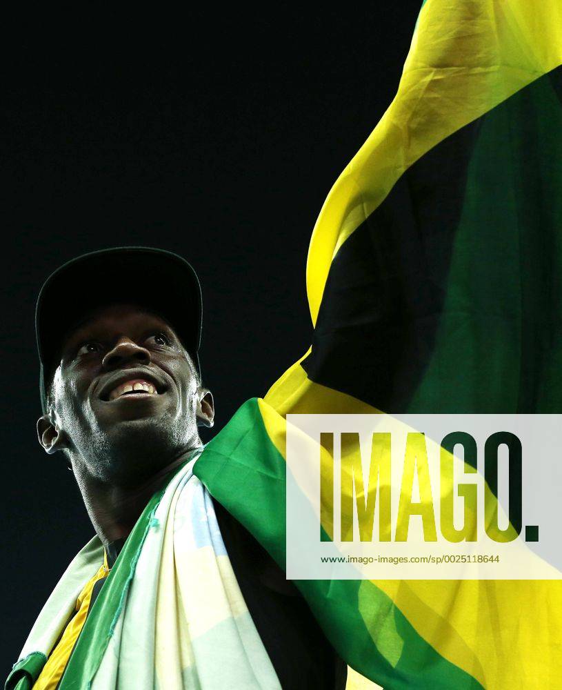 Rio 2016, Leichtathletik, Usain Bolt schafft Triple-Triple Athletics Rio 2016 Olympics RIO DE JANEIRO, RJ - 19.08.2016: ATHLETICS RIO 2016 OLYMPICS - Usain BOLT Jamaica commemorates the third gold medal in the 4 x 100 men& 39;say at tat the Athletics Rio 2016 Olympics held in the Olympic Stadium. NOT AVAILABLE FOR LICENSIN CHINA (Pho(Photo: Rodolfo Buhrer La Imagem Fotoarena) x1190800x RodolfoxBuhrer