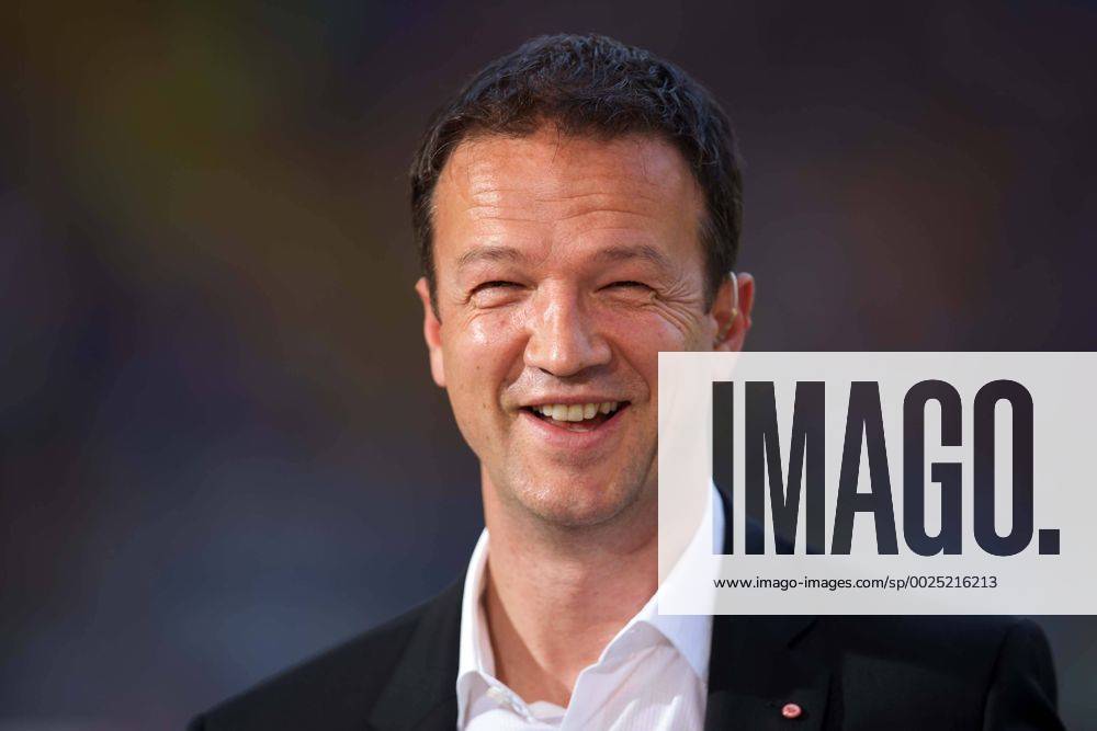 Fussball Frankfurt 27.08.2016 Saison 2016 2017 1. Bundesliga DFL Eintracht Frankfurt - Schalke 04 Fredi Bobic (Sportdirektor Frankfurt)