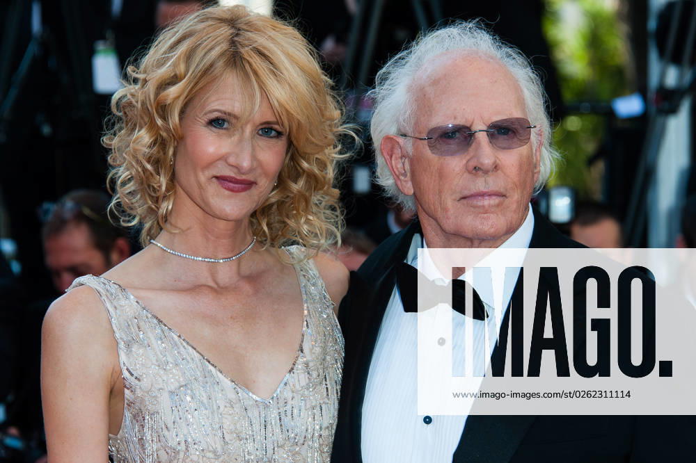 _Cannes 2013 - Nebraska - Red Carpet Bruce Dern and Laura Dern arriving at the Nebraska screening held at the Palais Des Festivals as part of the 66th Cannes film Festival in Cannes, France on May 23, 2013. Photo by Nicolas Genin ABACAPRESS.COM Cannes France
