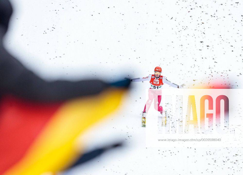 Nordische Arena, Ramsau, AUT, FIS Weltcup Nordische Kombination, Skisprung, im Bild Eric Frenzel (GER) Eric Frenzel of Germany reacts during Skijumping Competition of FIS Nordic Combined World Cup, at the Nordic Arena in Ramsau, Austria on 2016 12 18. Ramsau EX_JFK