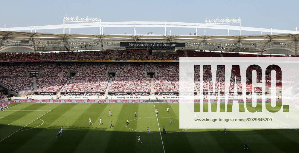 Fußball, Stadiongeschichte VfB Stuttgart VfB Stuttgart - 1. FSV Mainz 05 Deutschland, Stuttgart, 26.08.2016, 1. Fussball-Bundesliga, Saison 2017 2018, 2. Spieltag, VfB Stuttgart - 1. FSV Mainz 05 (1:0): Übersicht Mercedes-Benz Arena.